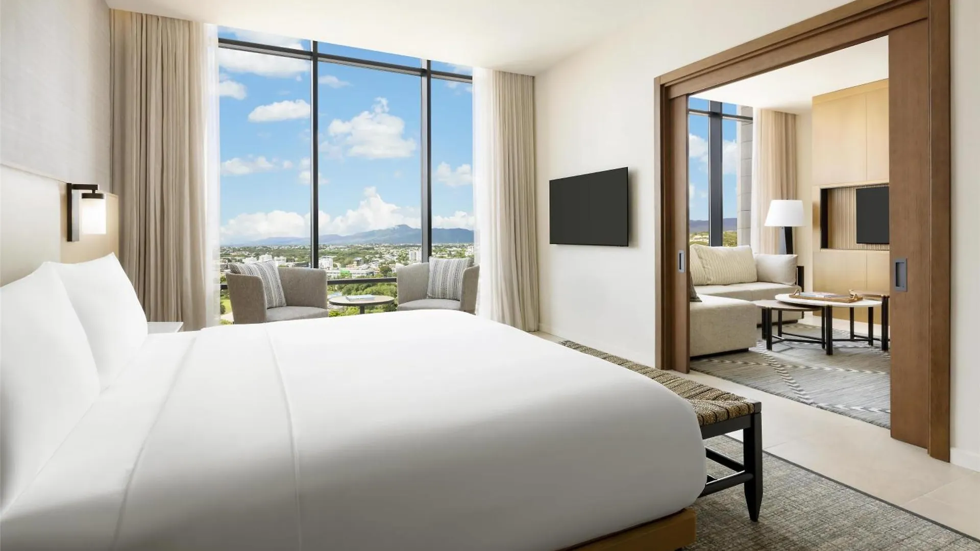 Hotel Santiago, Curio Collection By Hilton Santiago De Los Caballeros